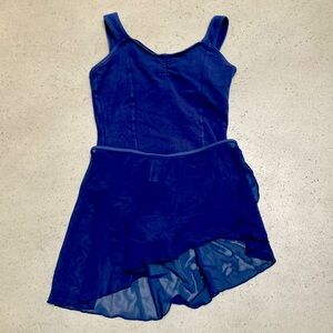 Capezio L/Wear Moi S/XS Leo and skirt